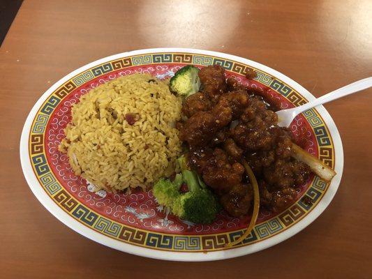 General Tso's chicken, lunch special