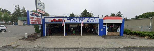 Masters Auto & Tire is a family-owned and operated repair shop that has been serving Seattle, Washington since 1990.