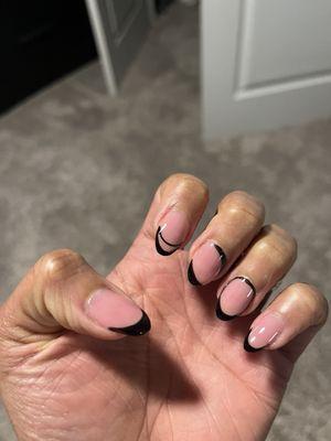 Color gel Rosy Pink (891) with black French manicure design.