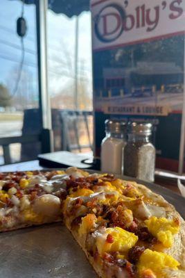 Breakfast pizza