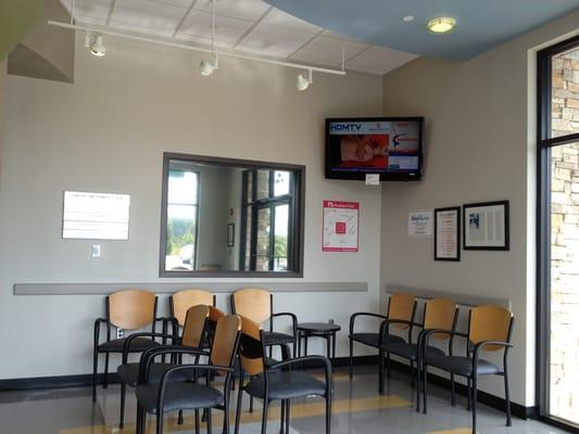 American Family Care - Interior/Waiting Area - Hoover/Hwy 150