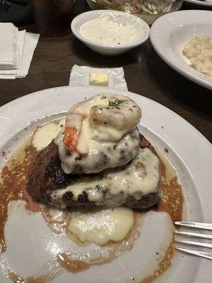 Filet Alyx with crab cake & shrimp