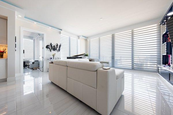 We're proud to be a vendor of these top-quality Hunter Douglas window treatments that bring innovation and style to your home!