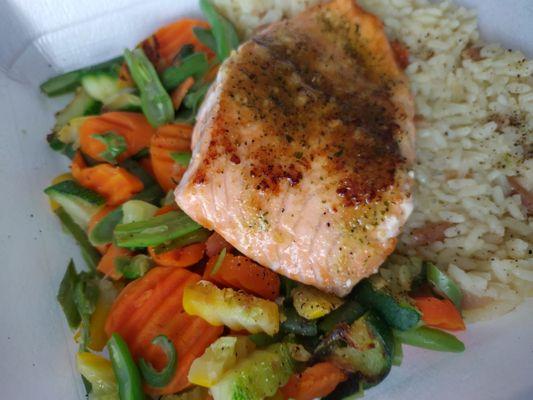 Grilled salmon