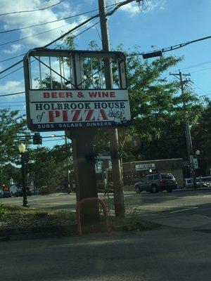 Holbrook House of Pizza -- 31 North Franklin Street / Route 37, Holbrook              Sign