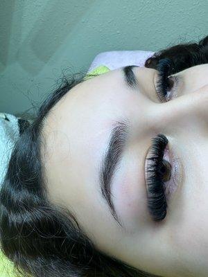 Lash extensions by Jarely