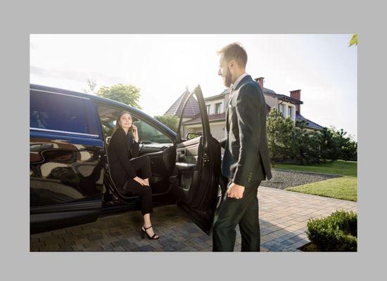 "Yara Limousine - Where Elegance Meets Exceptional Service."