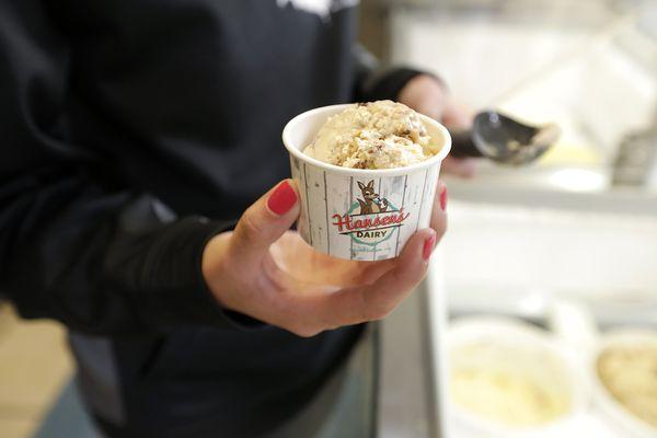 Hansen's Dairy Waterloo offers the best ice cream treats in the Cedar Valley.