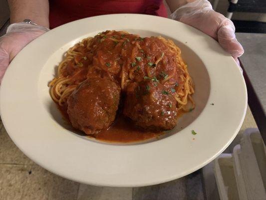 Spaghetti with meatballs