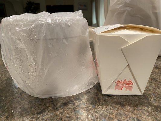 Supposedly the large size.  Box size is the same as a  medium sized box from Panda.