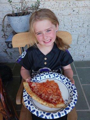 Love sicilia pizza! This girls FAVORITE  delicioso!!!!