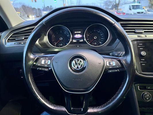 Steering wheel- VW Tiguan