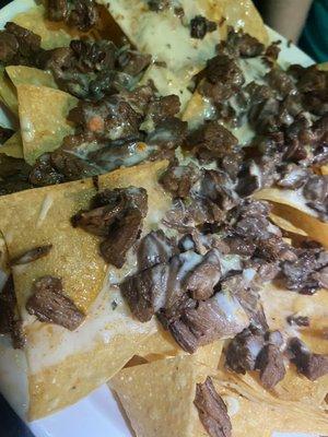 Steak nachos