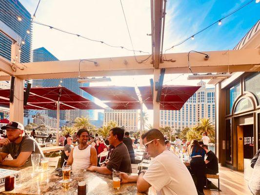 You can enjoy the view of Bellagio fountain show