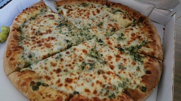 Spinach Alfredo pie