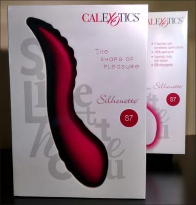 The Silhouette S7 from Cal Exotics.  5 functions with incremental speed control!