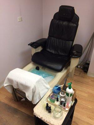 The pedi station