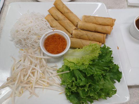 Fried spring rolls