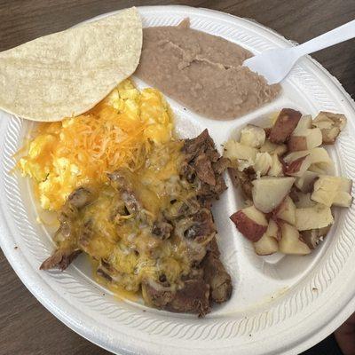 Breakfast plate with Asada add cheese