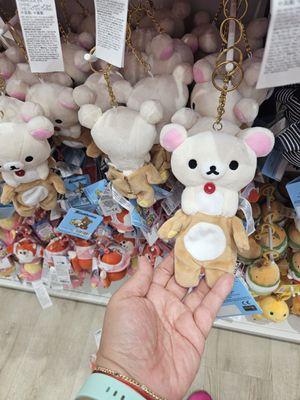 Korilakkuma pulling on Rilakkuma skins LOL.