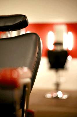 threading salon chairs