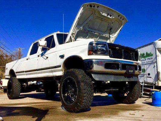 1996 F350 with a Skyjacker 6" Lift Kit with Fox 2.0 Reservoir Shocks, 22x10 American Forces wrapped in 37" Toyo MT's, Built Motor and Trans.