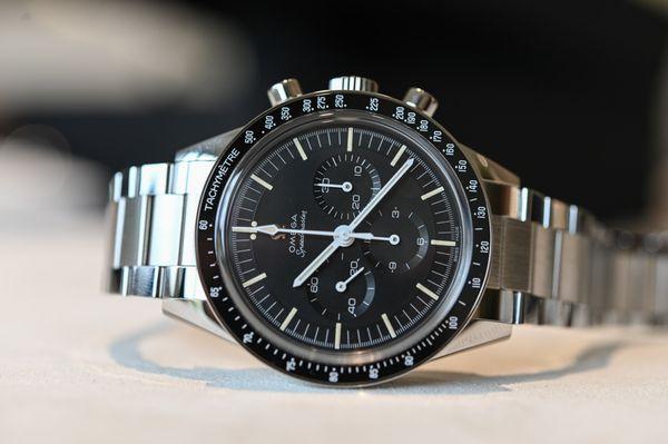 We buy all models of Omega watches and more! Get the best cash prices for your Omega here at South Bay Coin!