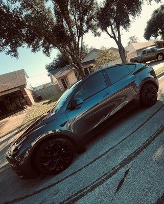 Tesla model y