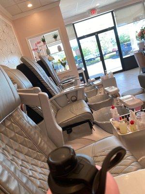 Pedicure station