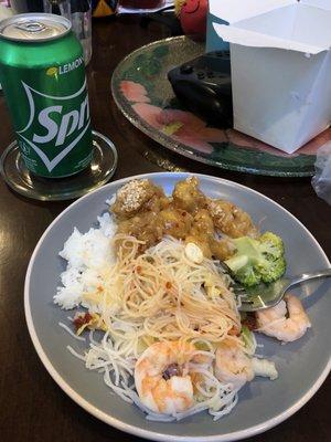 Rice noodles with shrimp and sesame chicken