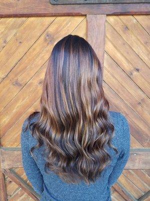 Gorgeous balyage color (outside picture)