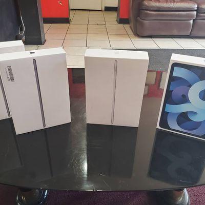 New Ipads available!! Just in time for Father's day weekend!