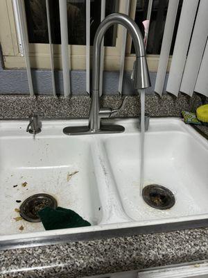 Replacement sink faucet