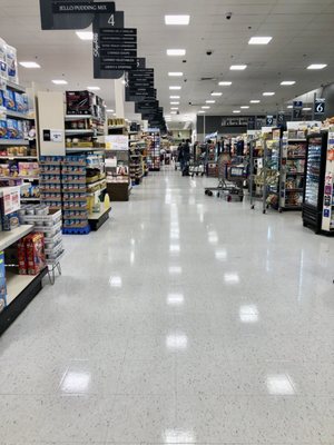 ShopRite Orange CT. Fairly clean and remodeled, but not the best. Poorly managed store.