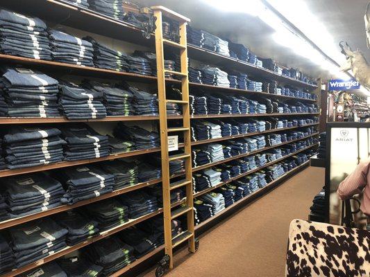 Vast selection of men's jeans!