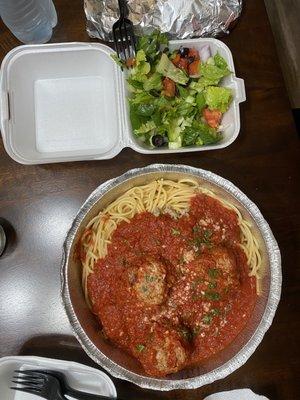 Spaghetti and meatballs