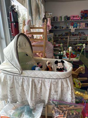 Very cute bassinet!