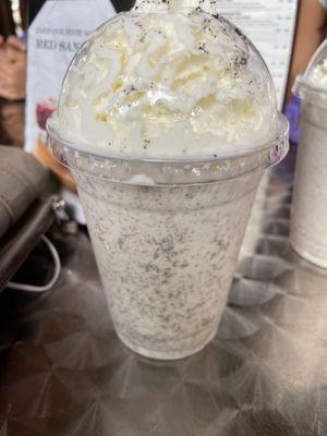 Oreo milkshake