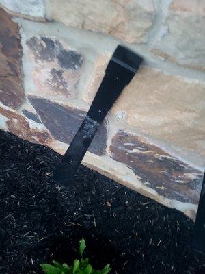 Missing screw from outside planter bracket..was left on windowsill; posted as part of 1 star review by Bree A.