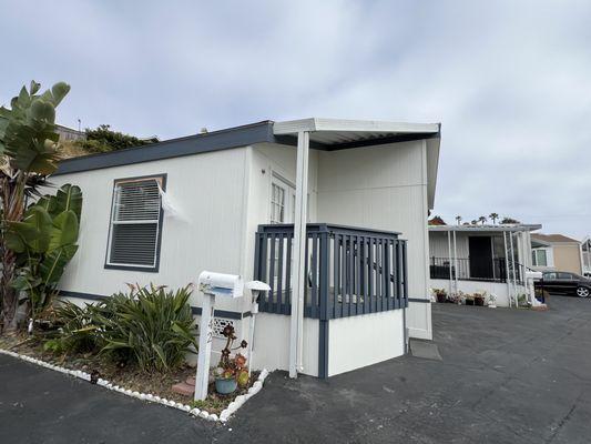 Mobile home painting in Oceanside