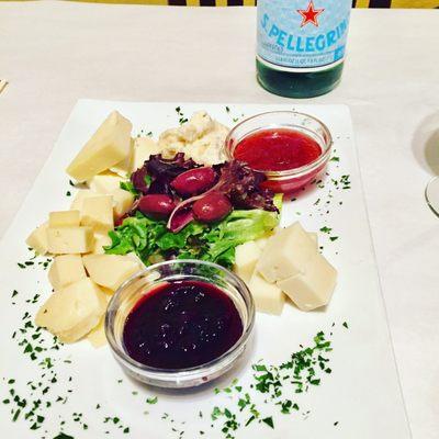 Chefs choice cheese plate for the night! So many options and so delish!