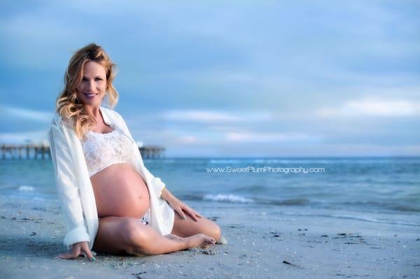 Beach Maternity Session