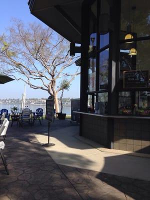 On the water - cute and quiet cafe!