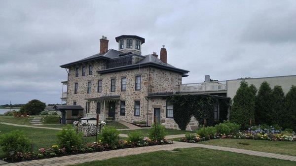 Stone House, view from parking lot