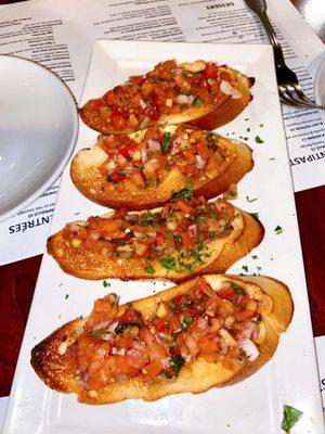 Bruschetta Tradizionale (4 pieces)