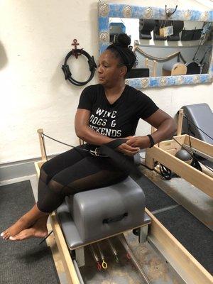 Balance core by seated side oblique training!