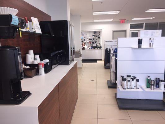 Retail & Coffee station