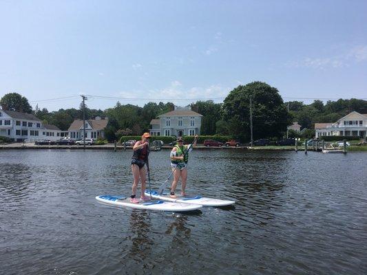 My friend and I wanted to do stand up paddle surfing (SUP) and we decided to take the lesson.