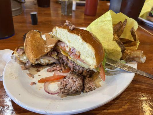 3/4 lb burger and fries.  Great lunch for ~$14.00 including drink.