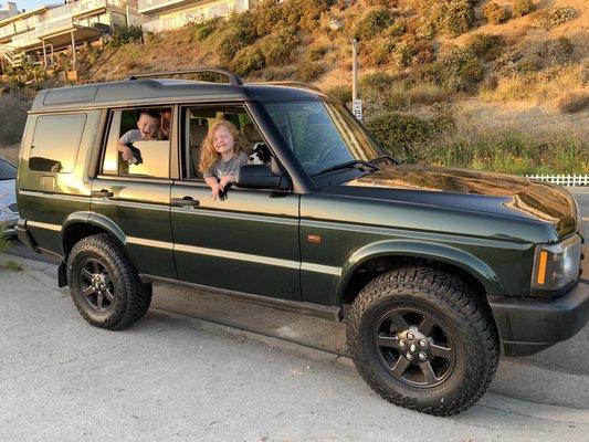 After 2" Old Man Emu lift, trim, running board removal and tires.